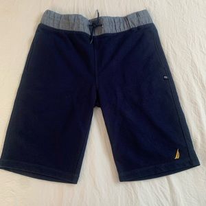 Boys size large (14/16) Nautica jogger shorts